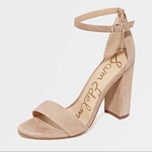 SAM EDELMAN
Daniella Ankle Strap Sandal In Oatmeal Suede